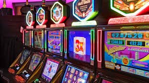 Filipino players enjoying sports and casino entertainment on mobile
